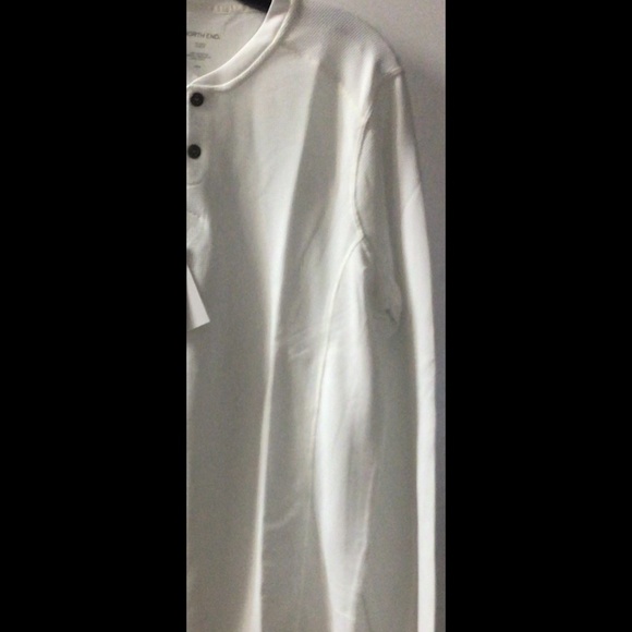 🌟 Performance Waffle Knit Henley - Picture 3 of 9